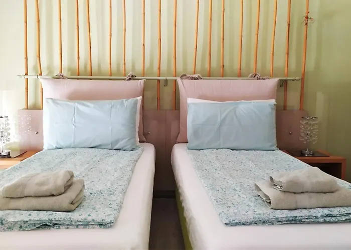 For Bed & Breakfast 4*