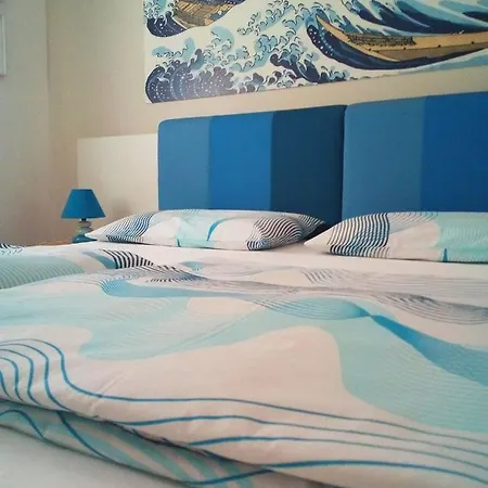 Bed & Breakfast For 3*
